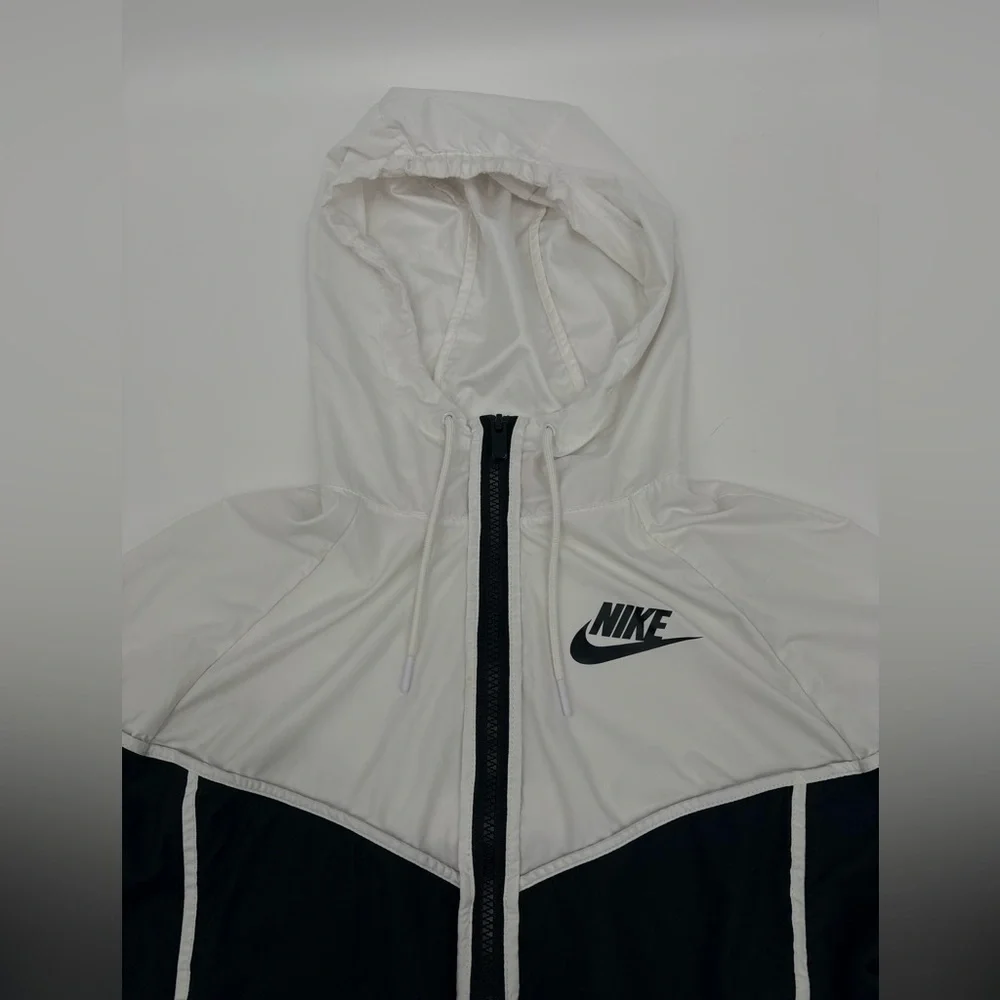 Nike Sportswear Windrunner Windbreaker Women's Jacket White-Black - Picture 4 of 7